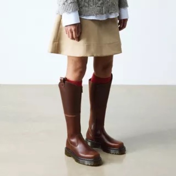 Dr. Martens AMAAYAH KNEE HIGH LEATHER BOOTS Butterscotch — Orleans - Picture 2 of 10